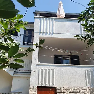 https://apartments-kero-porec.in-istria.net